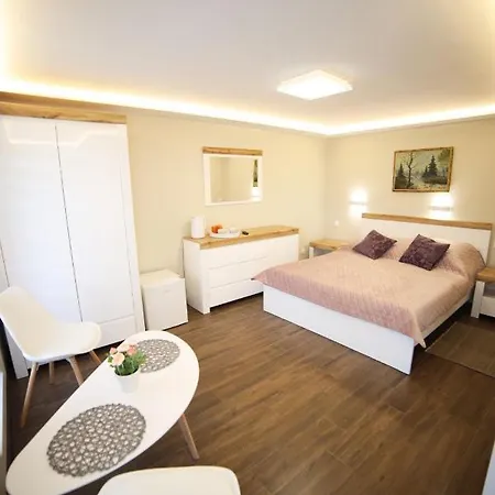 Apartment Azalia *