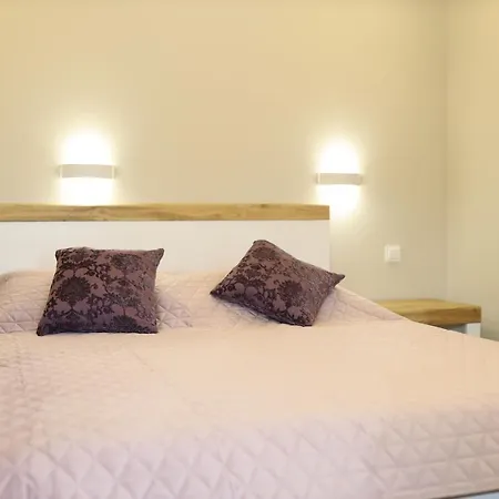 Apartment Azalia
