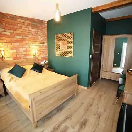 Azalia Apartament